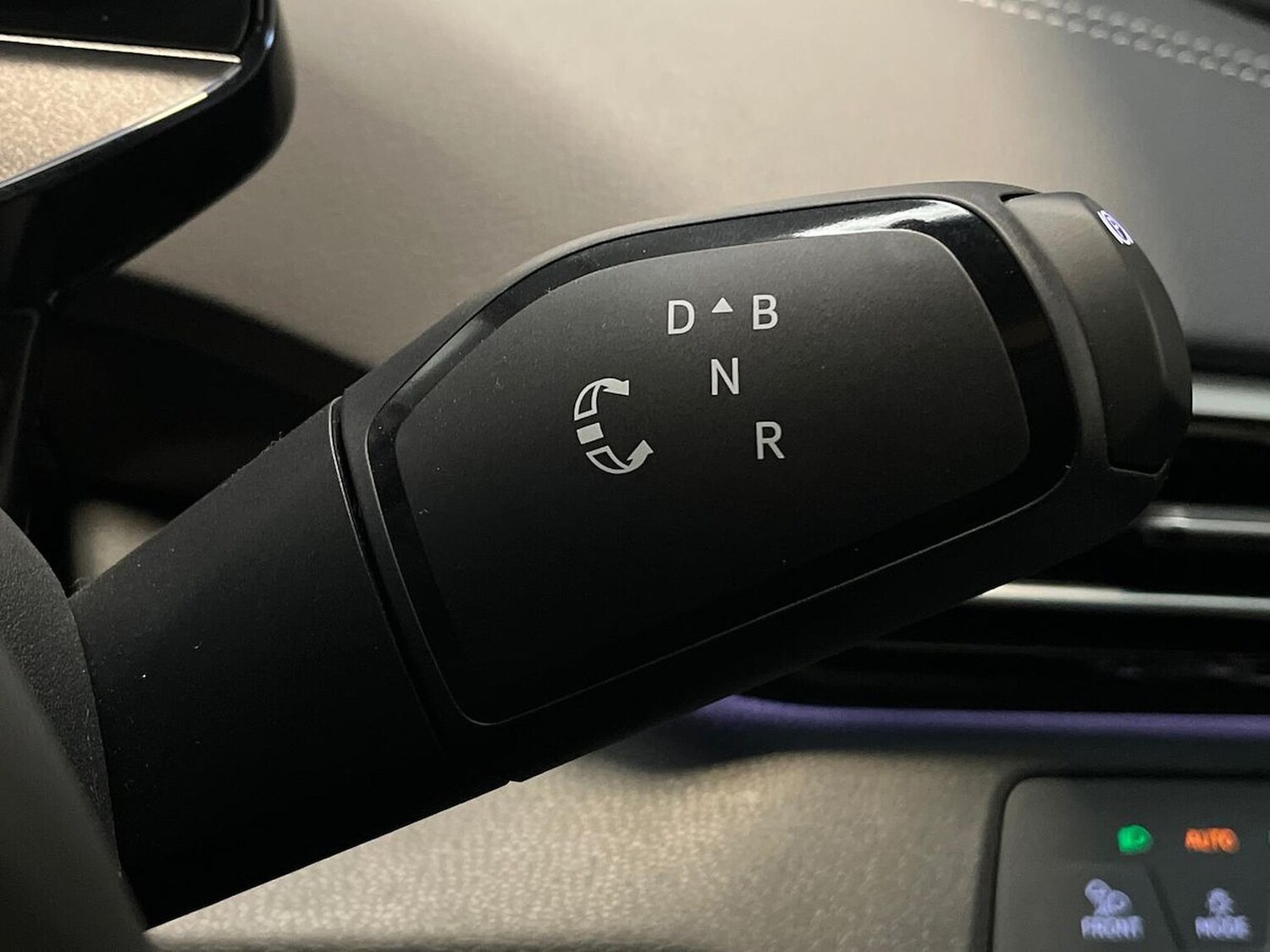 Used Volkswagen ID5 2025 for sale - 76157134: Photo 28