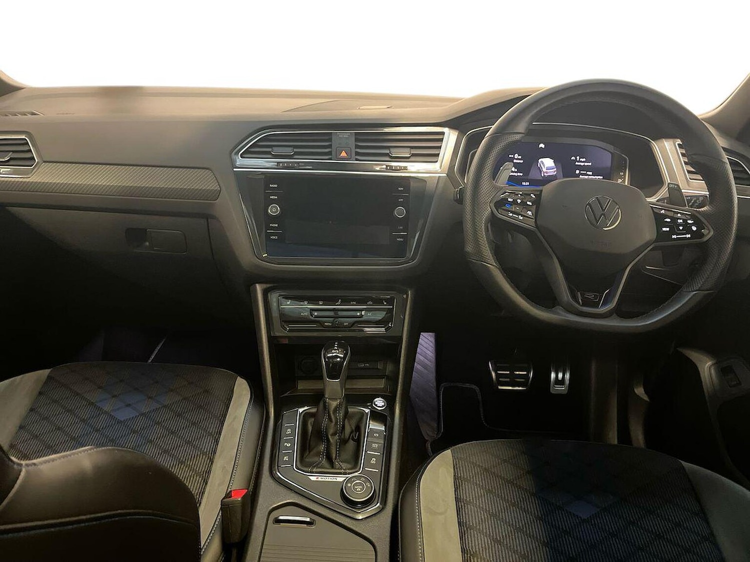 Used Volkswagen Tiguan 2021 for sale - 76628200: Photo 8