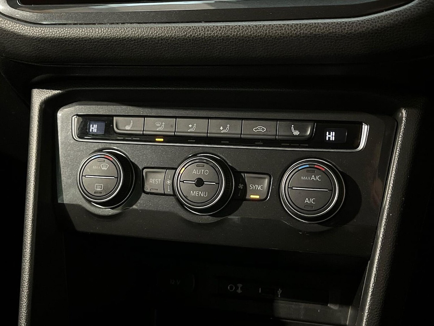 Used Volkswagen Tiguan 2017 for sale - 76725925: Photo 12