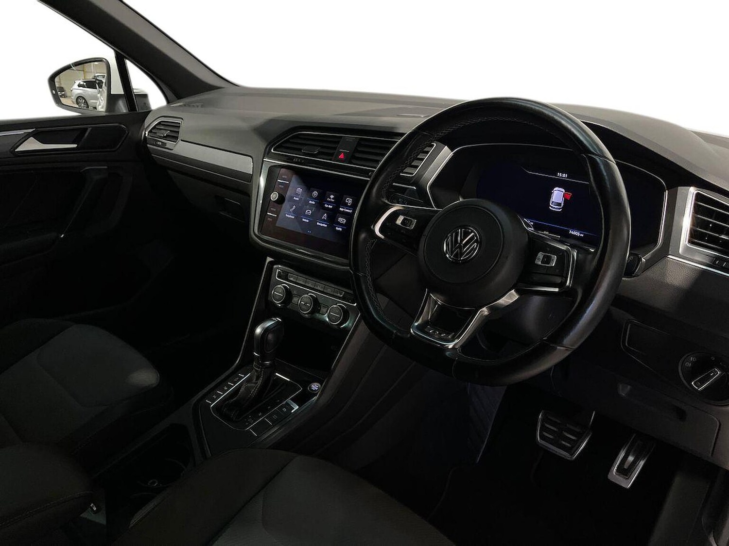 Used Volkswagen Tiguan 2017 for sale - 76725925: Photo 15