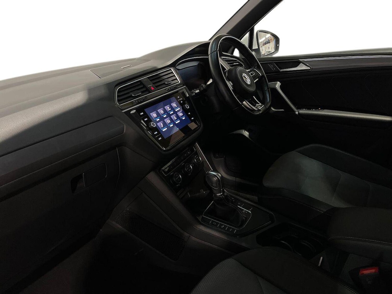 Used Volkswagen Tiguan 2017 for sale - 76725925: Photo 7