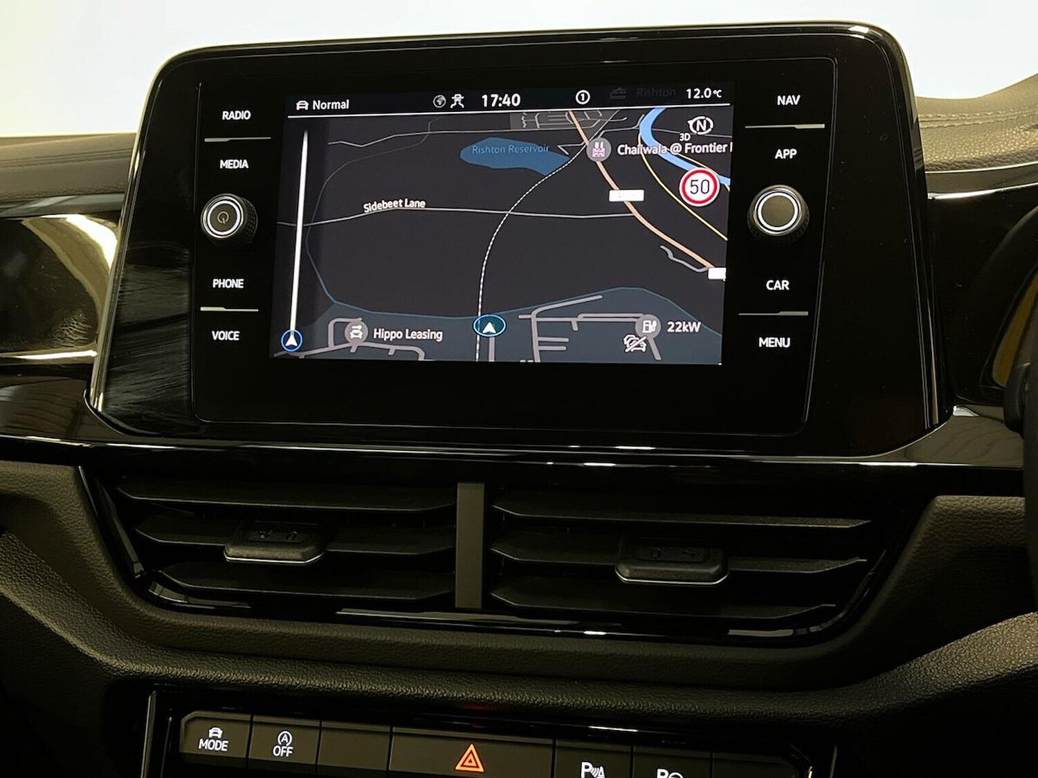 Used Volkswagen T-Roc 2025 for sale - 76288591: Photo 24