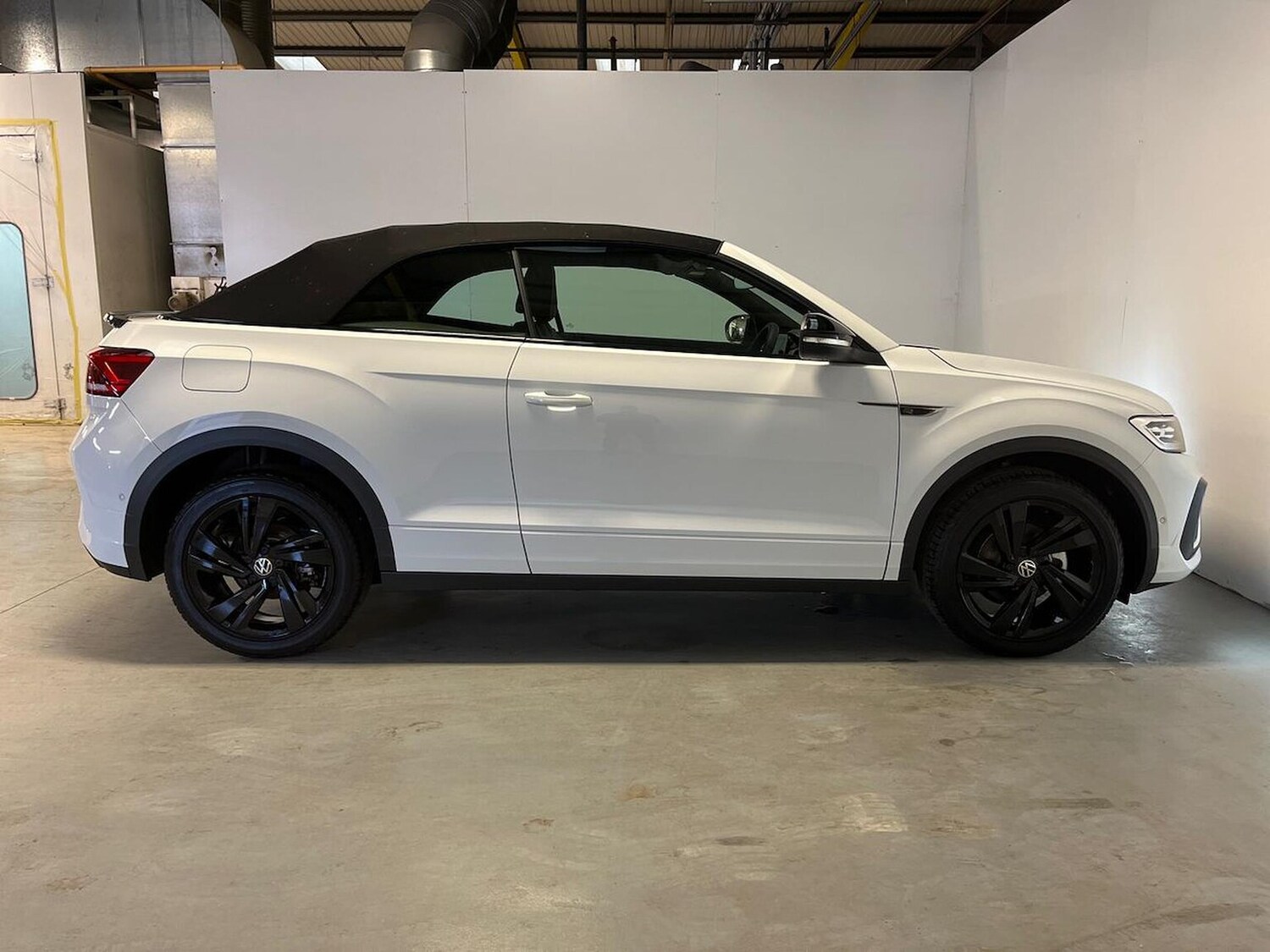 Used Volkswagen T-Roc 2025 for sale - 76288591: Photo 38