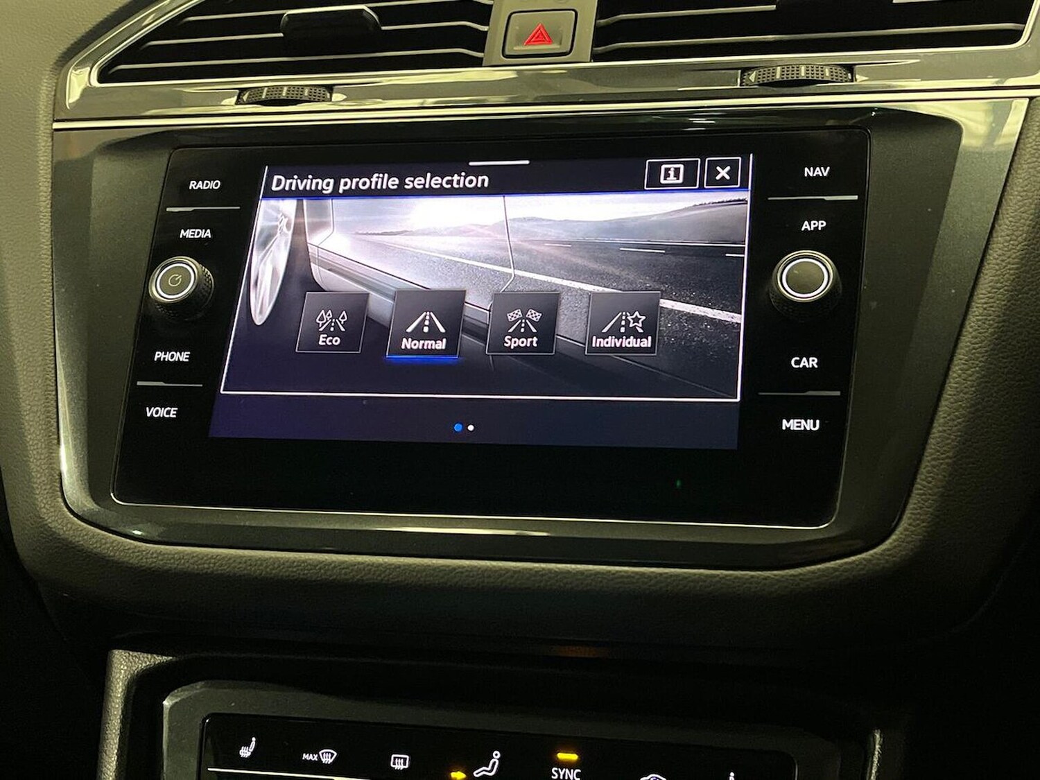 Used Volkswagen Tiguan 2023 for sale - 78195764: Photo 38