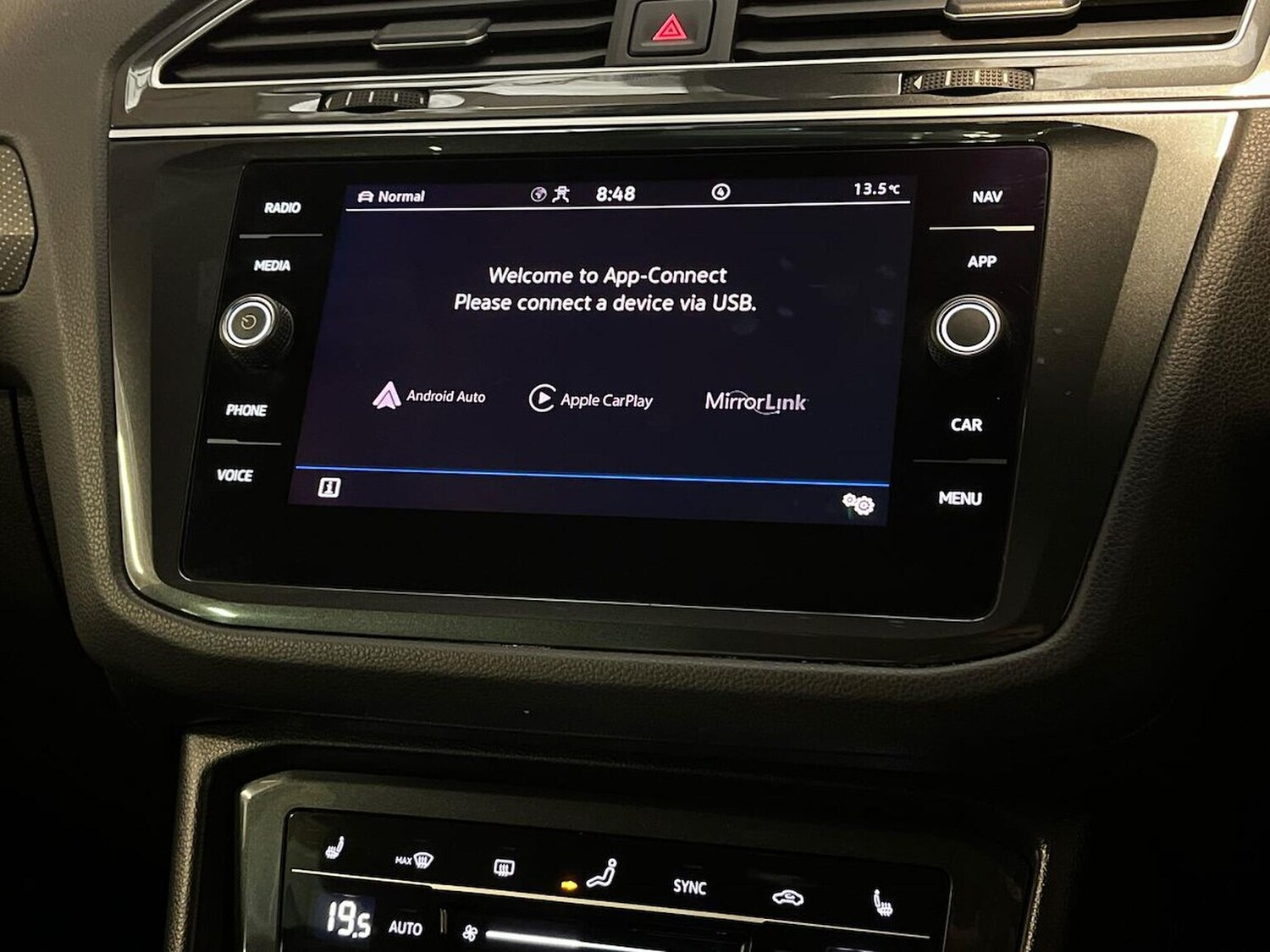 Used Volkswagen Tiguan 2020 for sale - 76300736: Photo 25