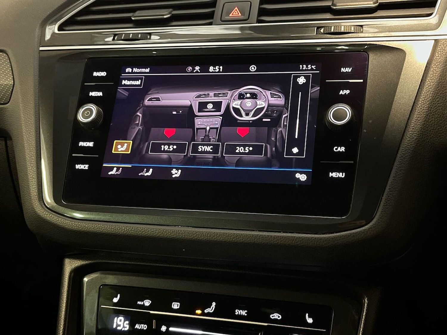 Used Volkswagen Tiguan 2020 for sale - 76300736: Photo 39