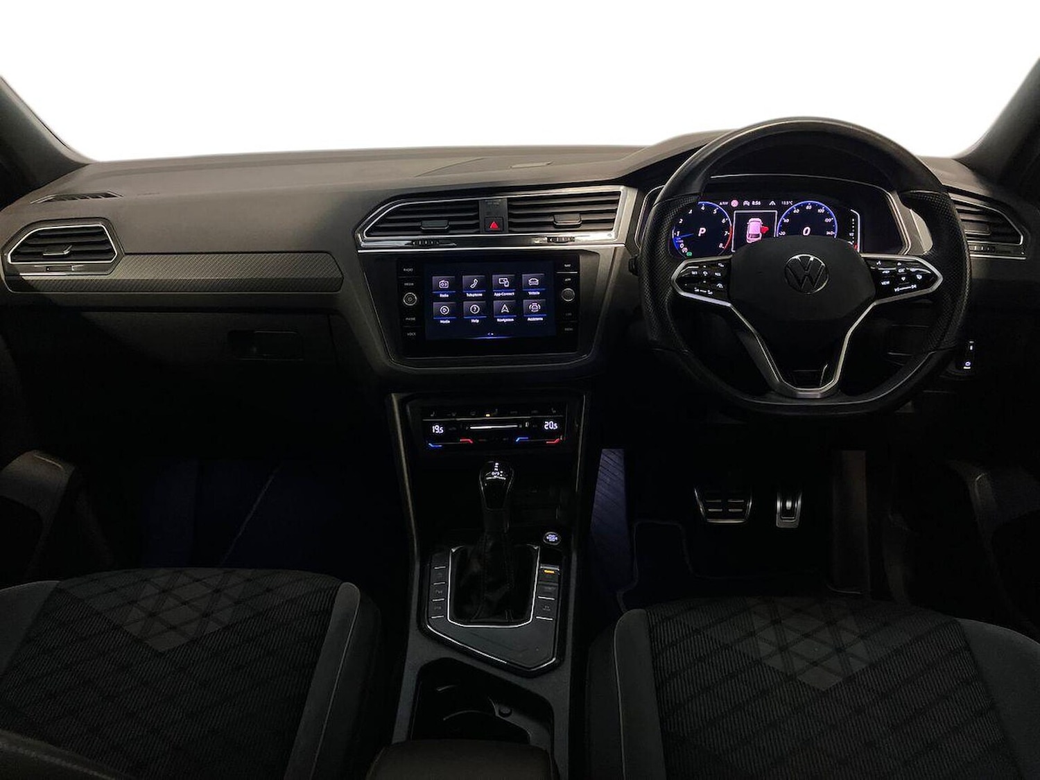 Used Volkswagen Tiguan 2020 for sale - 76300736: Photo 8