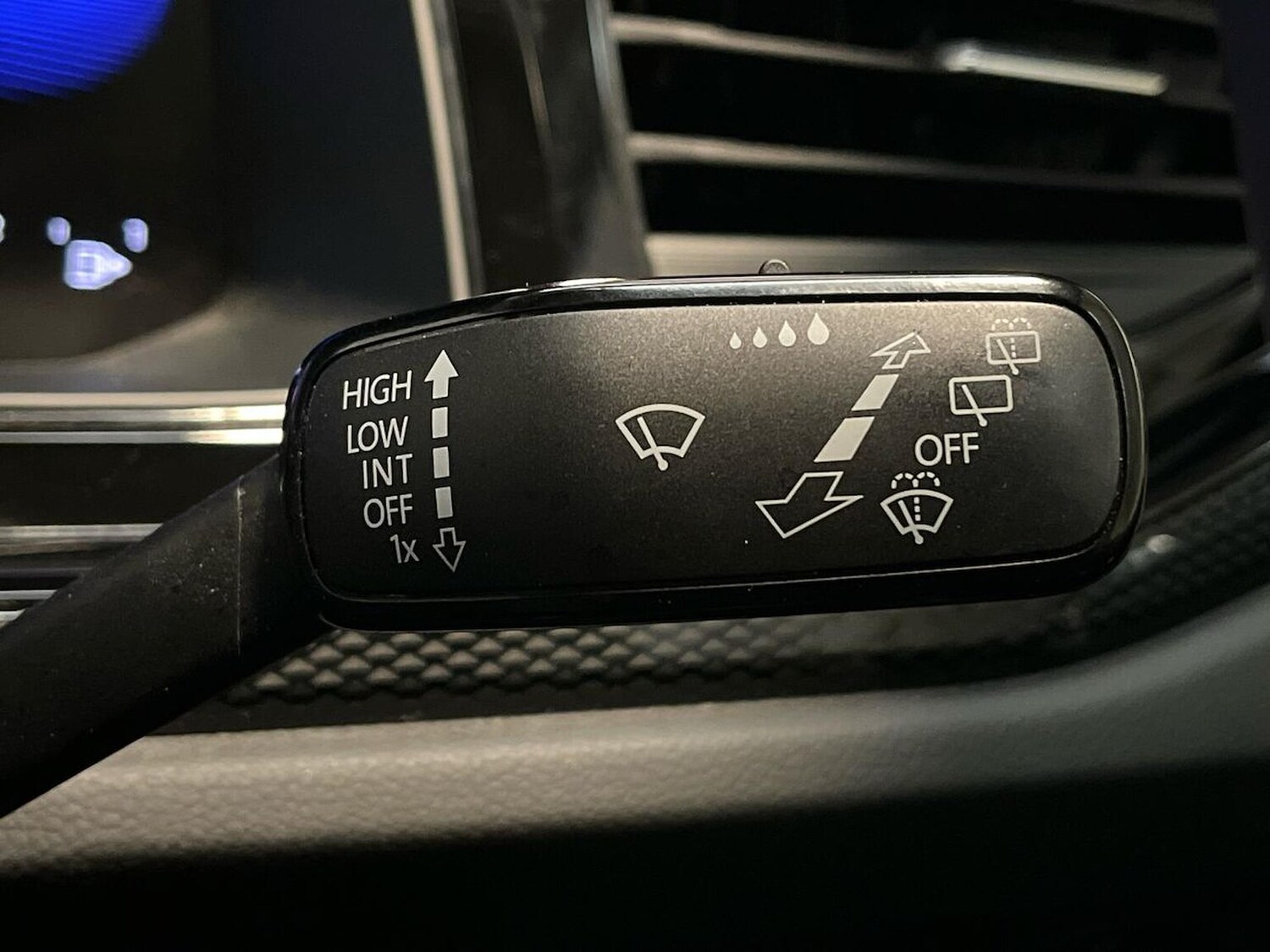 Used Volkswagen Polo 2022 for sale - 76490505: Photo 28