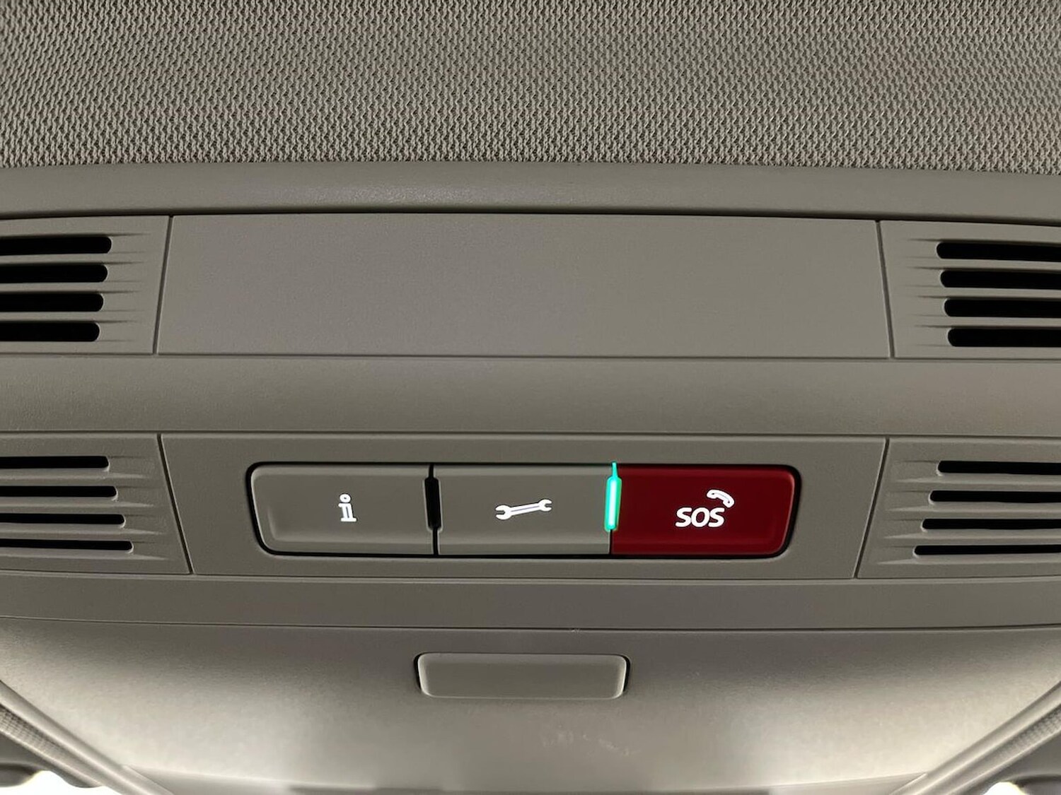 Used Volkswagen Polo 2022 for sale - 76490505: Photo 30