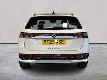 Used Volkswagen Passat 2025 for sale - 75490216: Photo