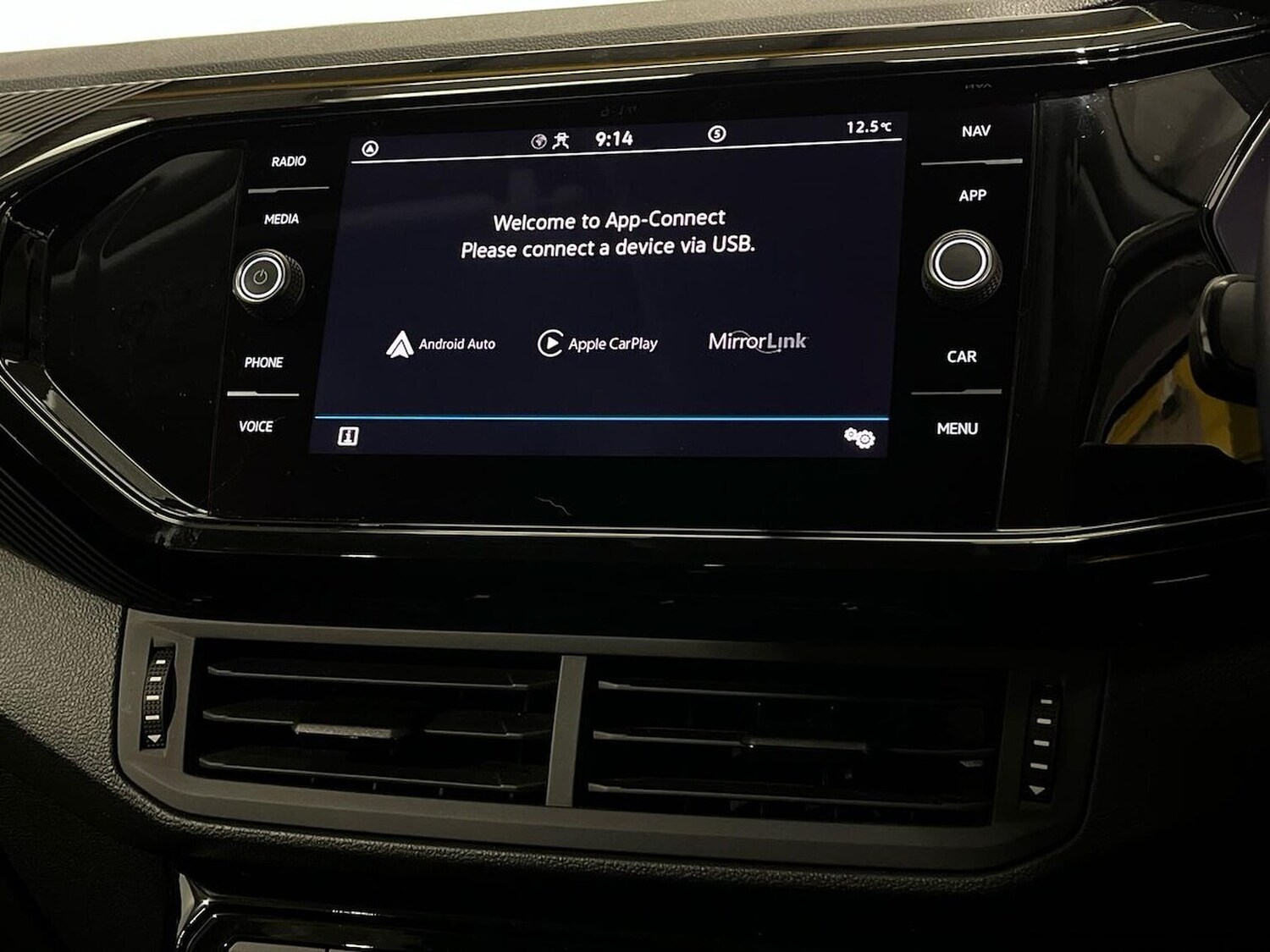 Used Volkswagen T-Cross 2022 for sale - 76681730: Photo 25