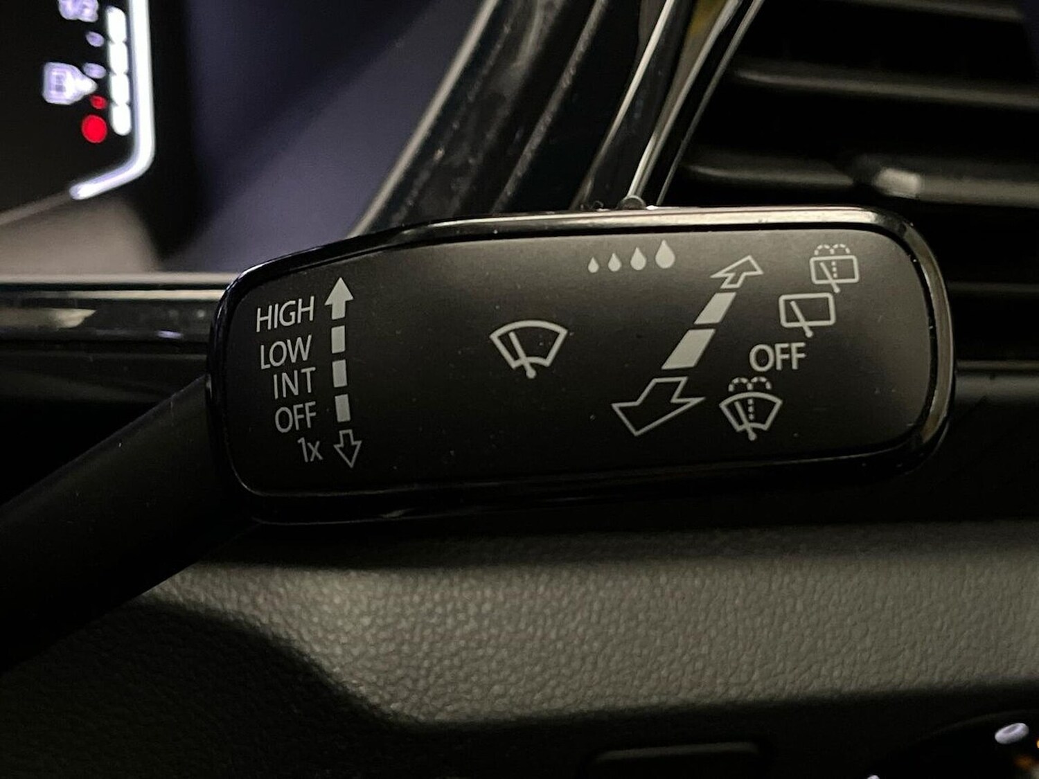 Used Volkswagen T-Cross 2022 for sale - 76681730: Photo 28