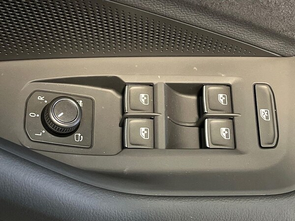 Used Volkswagen Passat 2025 for sale - 76288575: Photo 21