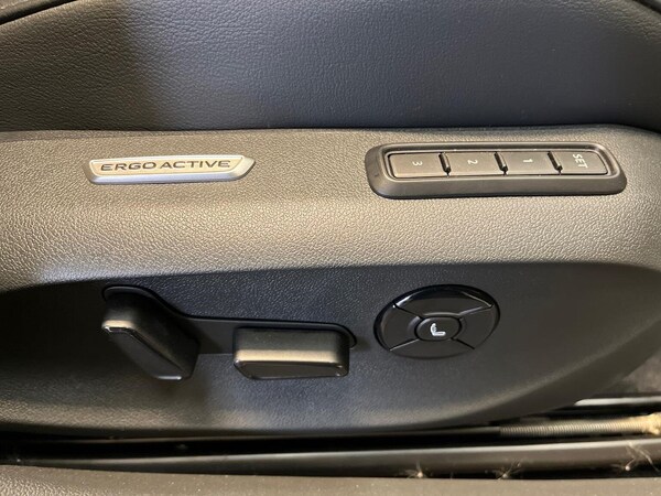 Used Volkswagen Passat 2025 for sale - 76288575: Photo 30