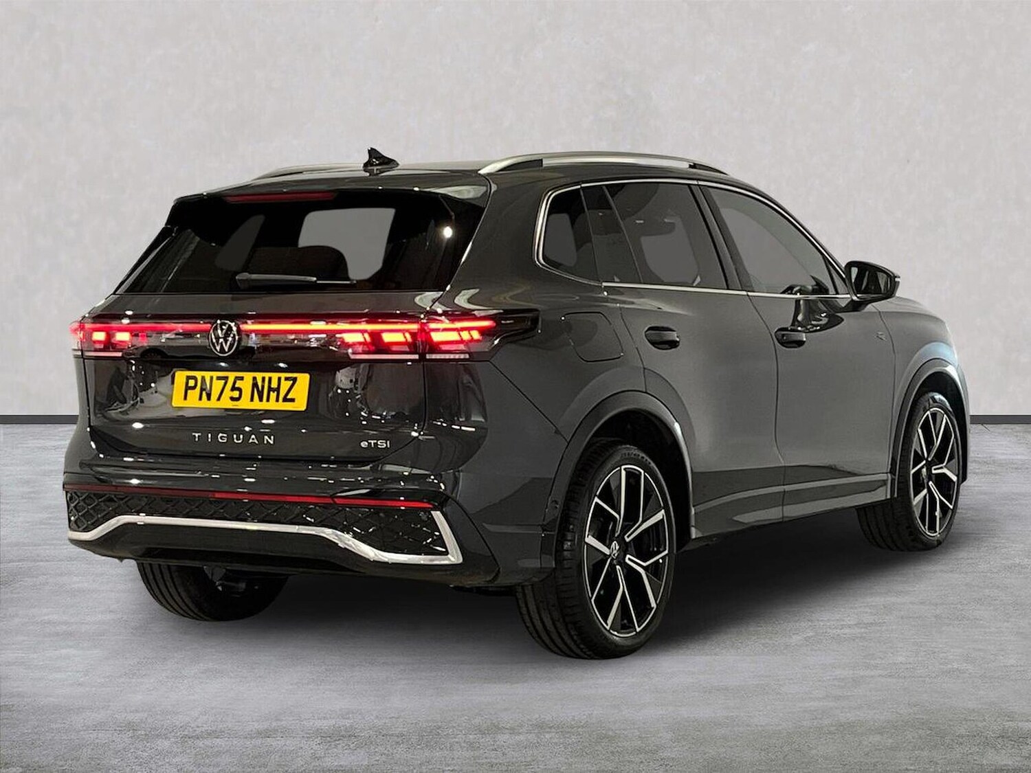 Used Volkswagen Tiguan 2025 for sale - 78195894: Photo 18