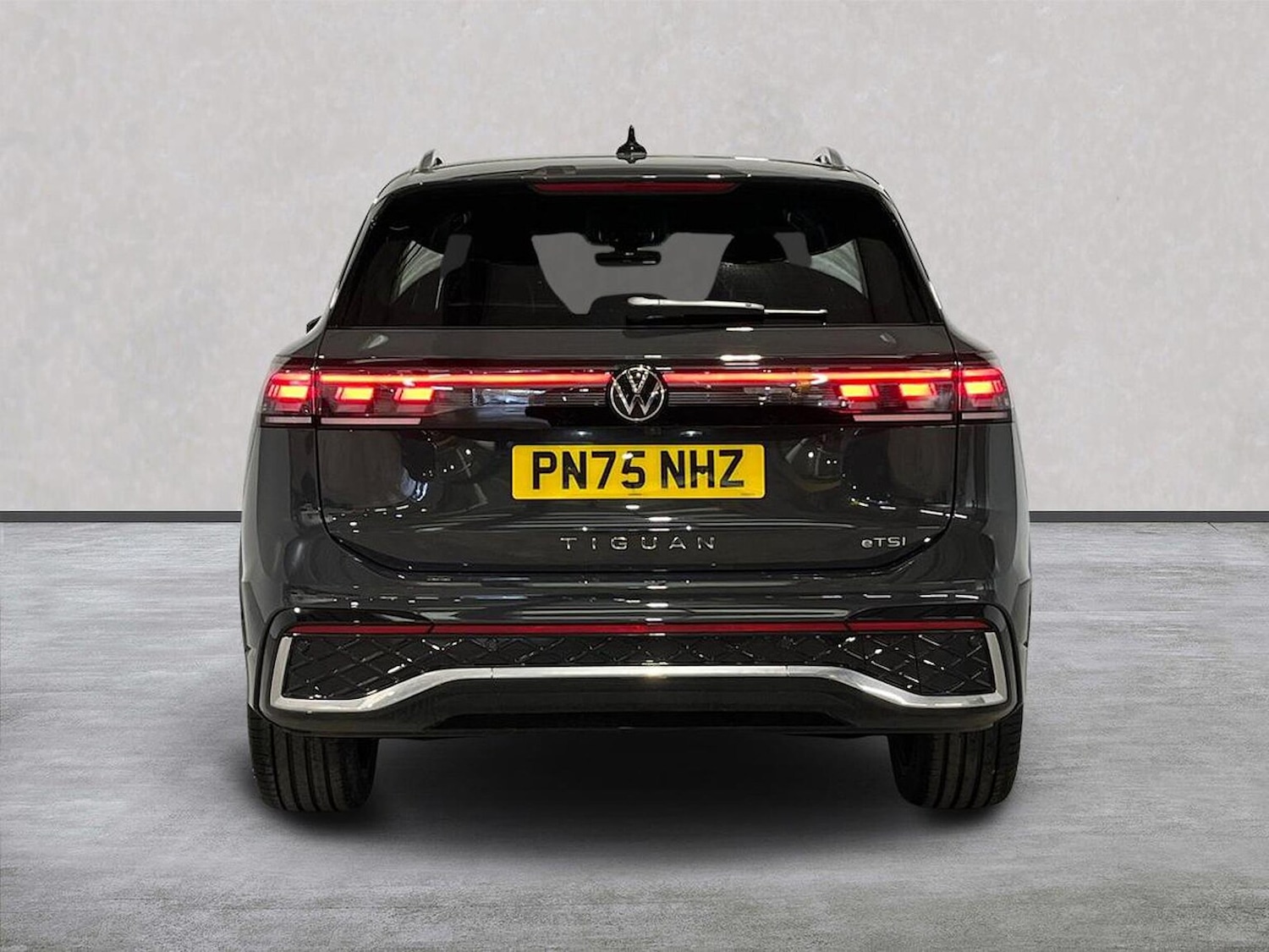 Used Volkswagen Tiguan 2025 for sale - 78195894: Photo 4