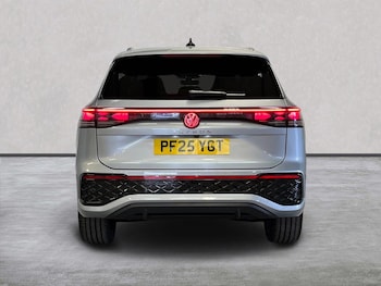 Used Volkswagen Touran 2025 for sale - 75907802: Photo