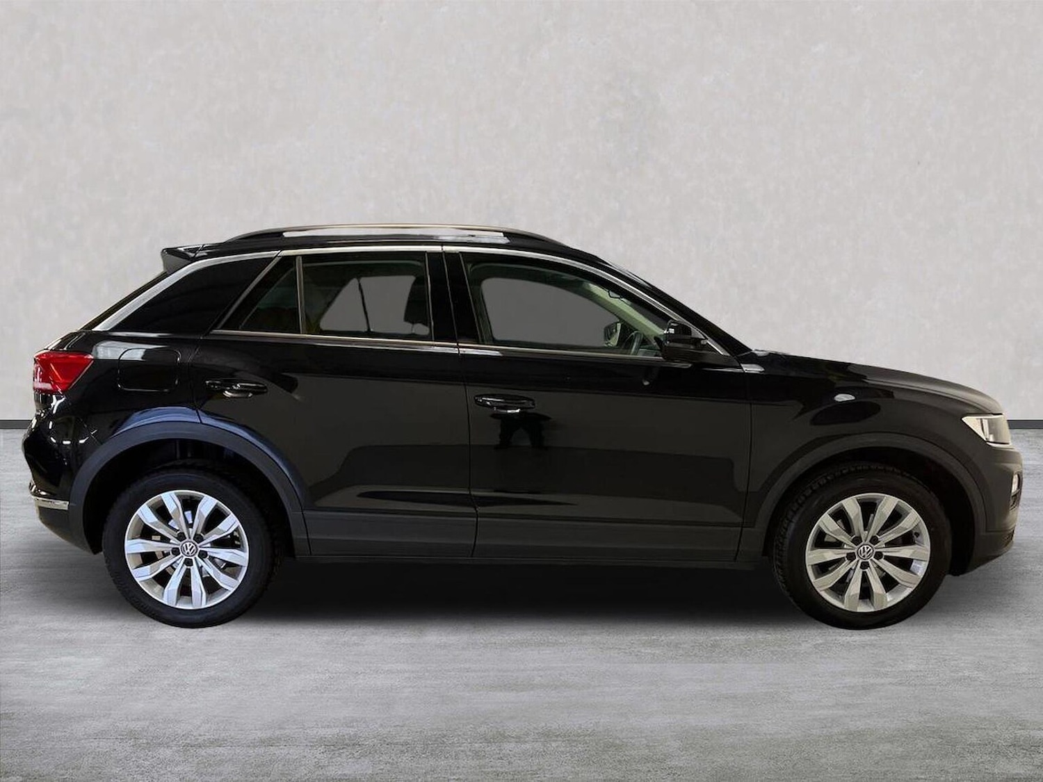 Used Volkswagen T-Roc 2020 for sale - 76157129: Photo 3