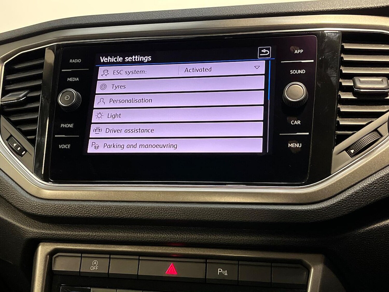 Used Volkswagen T-Roc 2020 for sale - 76157129: Photo 30