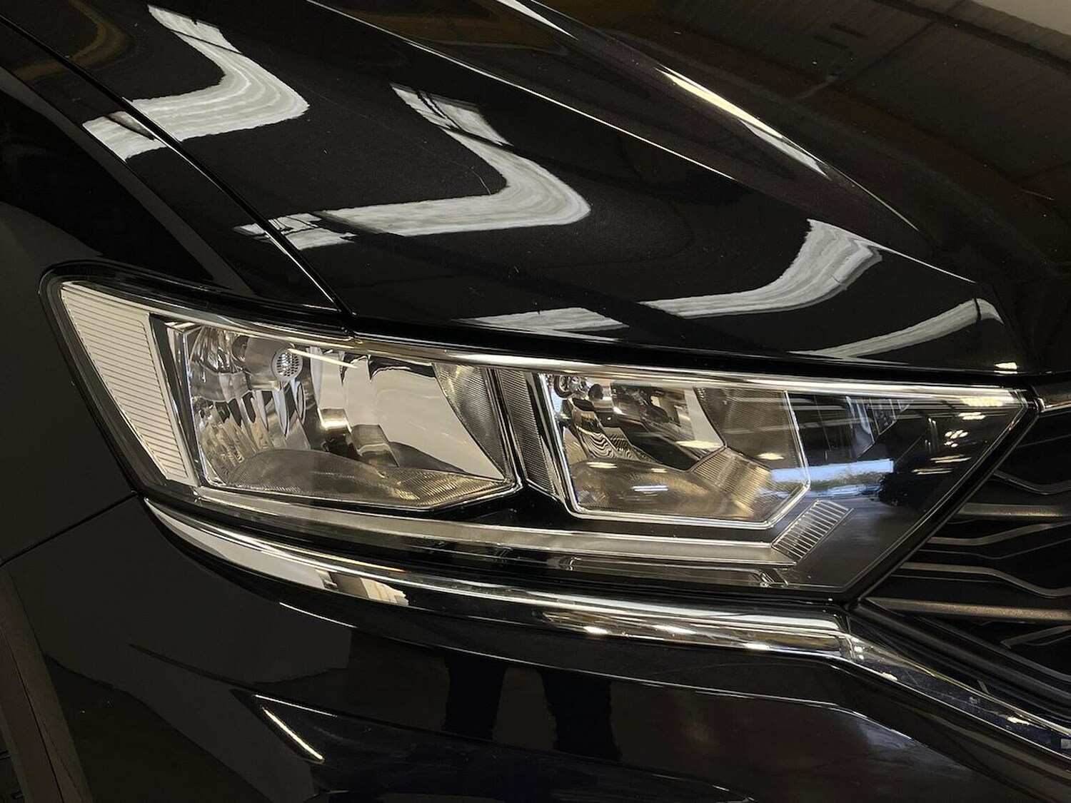 Used Volkswagen T-Roc 2020 for sale - 76157129: Photo 34