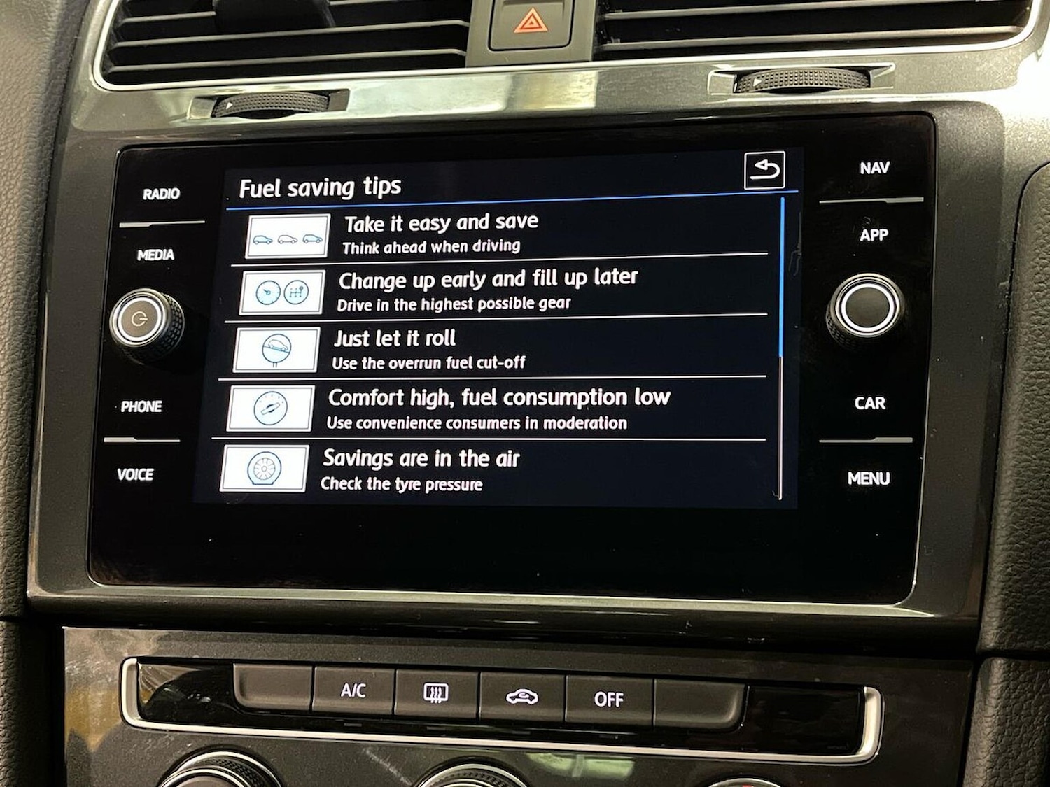 Used Volkswagen Golf 2019 for sale - 78131827: Photo 32