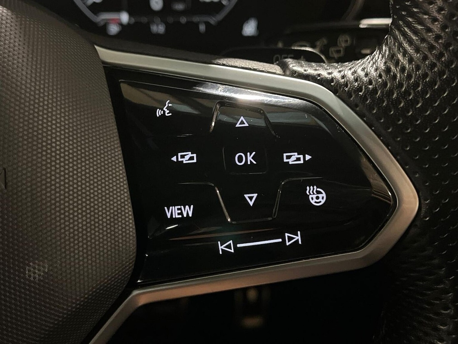 Used Volkswagen Touareg 2022 for sale - 77056894: Photo 28