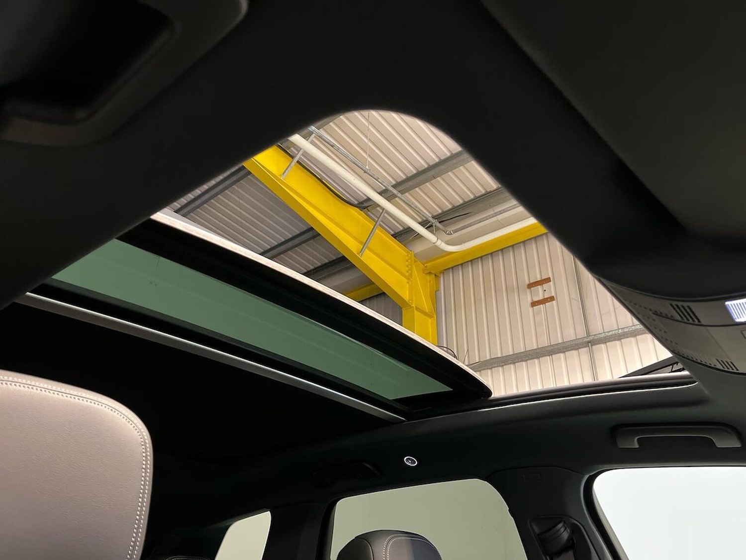 Used Volkswagen Touareg 2025 for sale - 76650150: Photo 32