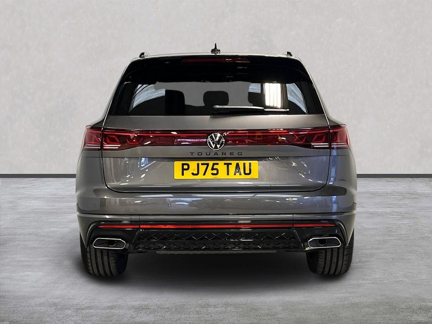 Used Volkswagen Touareg 2025 for sale - 76650150: Photo 4