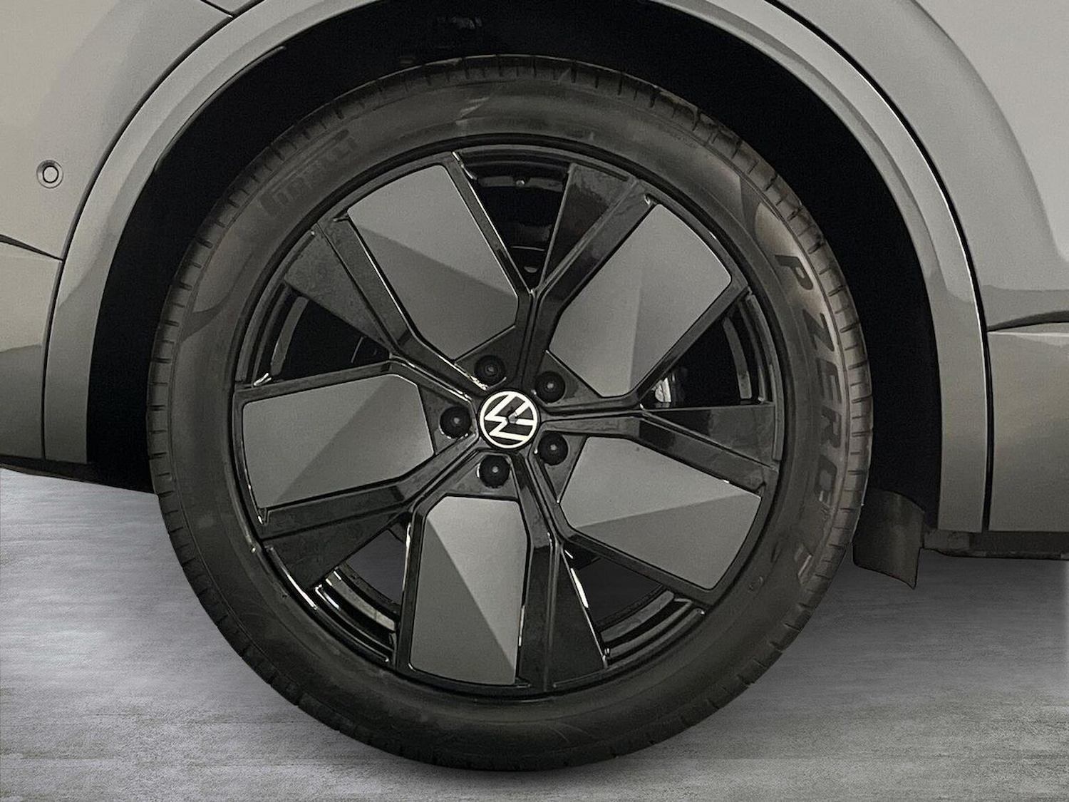 Used Volkswagen Touareg 2025 for sale - 76650150: Photo 6