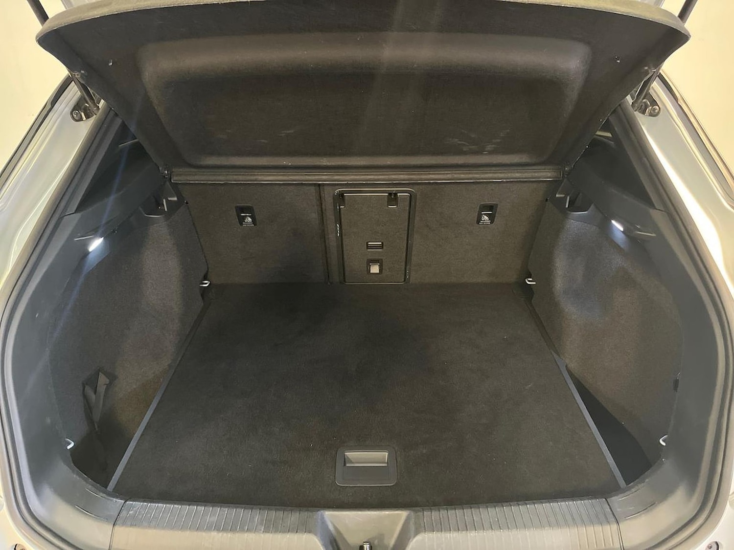 Used Volkswagen ID.4 2021 for sale - 76628193: Photo 17