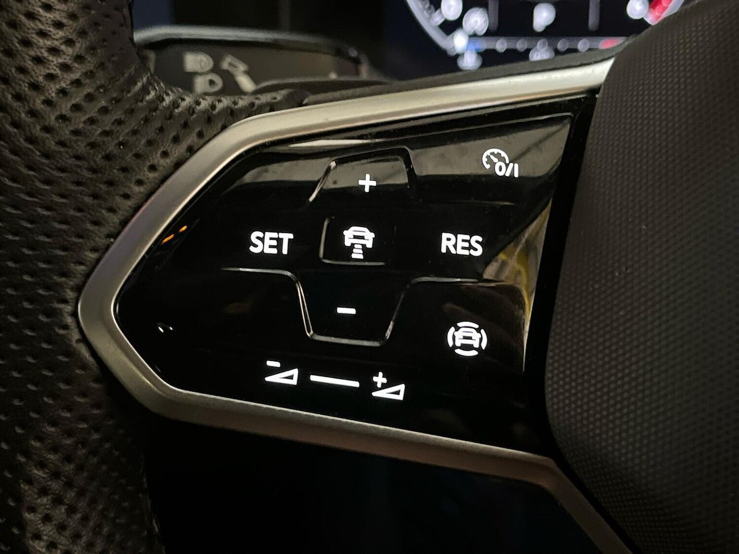 Used Volkswagen Touareg 2022 for sale - 76510727: Photo 27