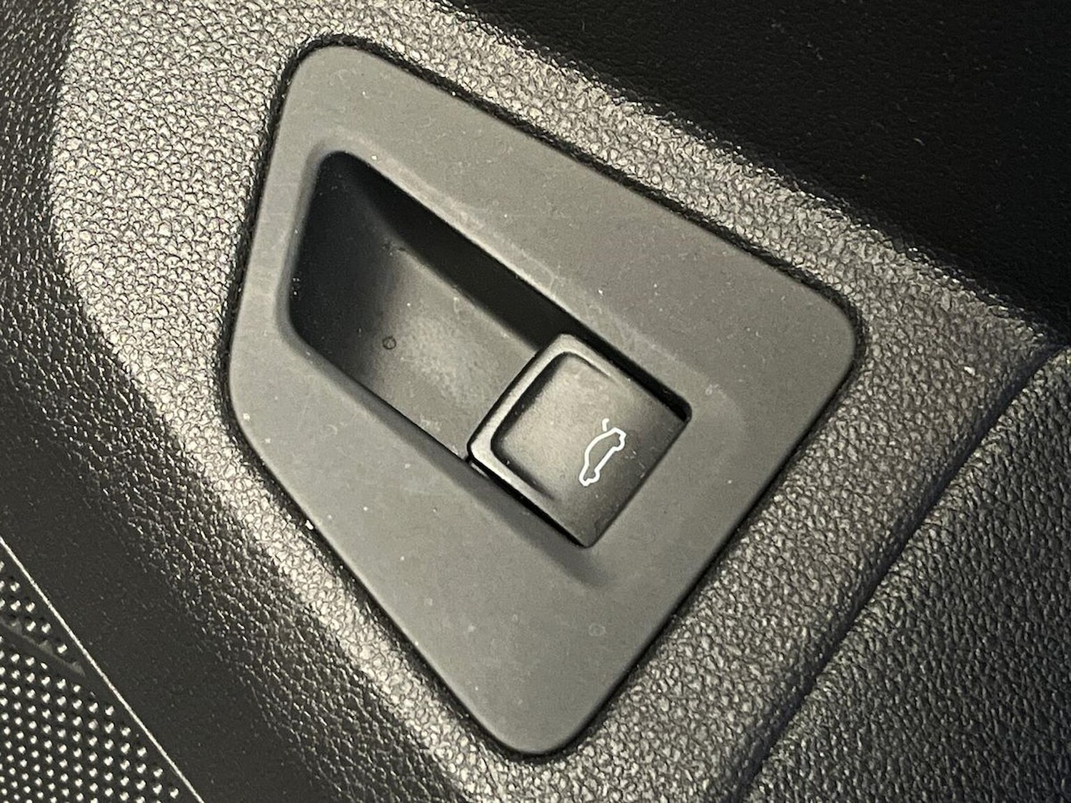 Used Volkswagen Touareg 2022 for sale - 76510727: Photo 37