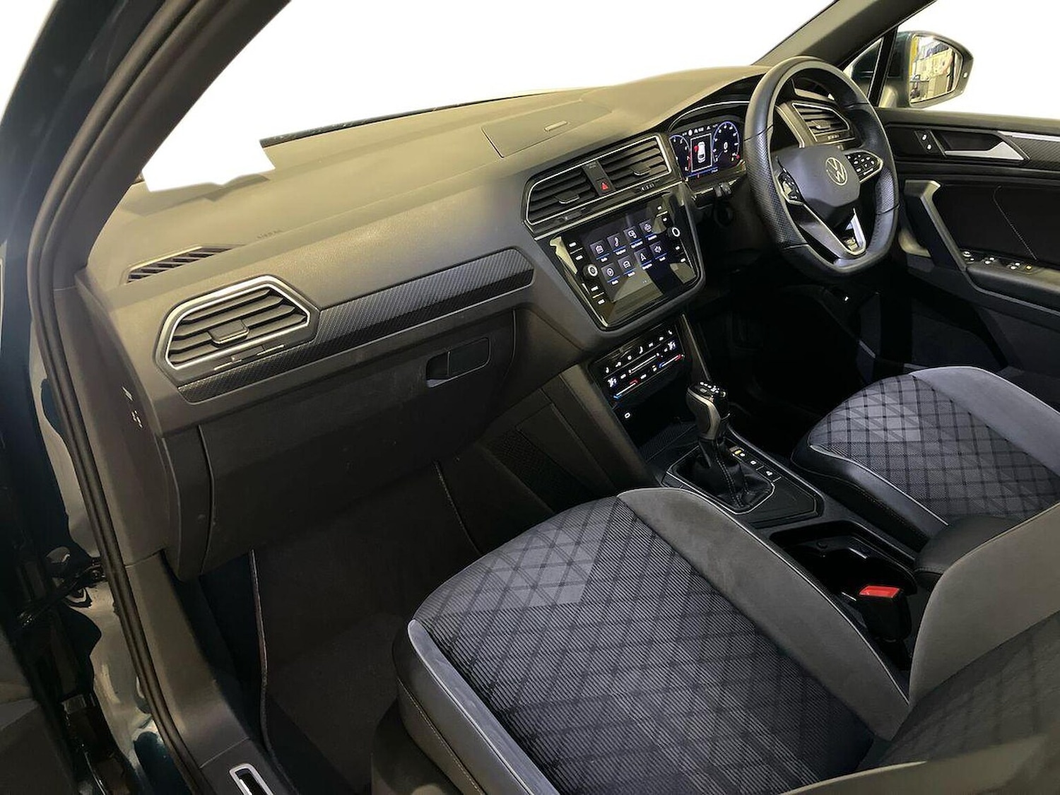 Used Volkswagen Tiguan 2022 for sale - 76555442: Photo 7