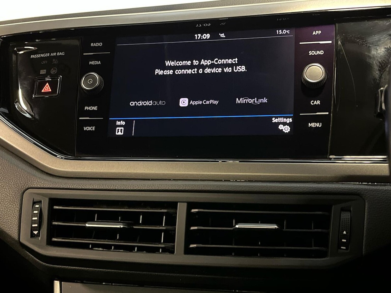 Used Volkswagen Polo 2018 for sale - 76455312: Photo 25