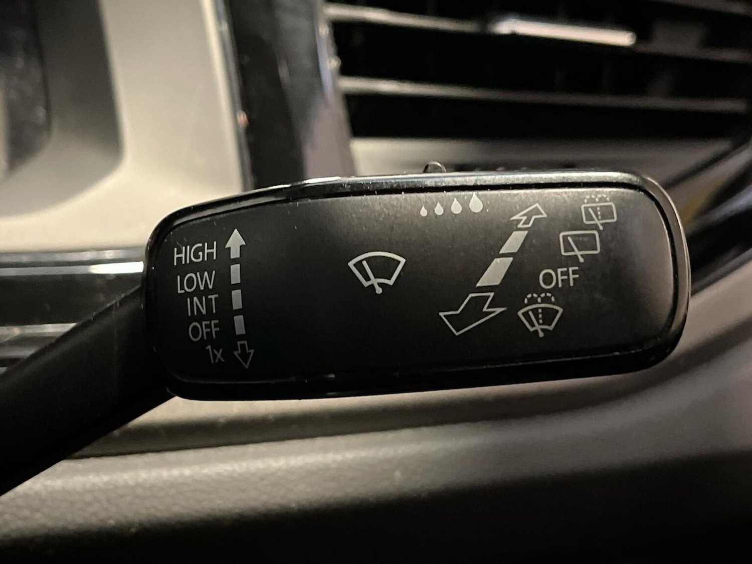 Used Volkswagen Polo 2018 for sale - 76455312: Photo 28