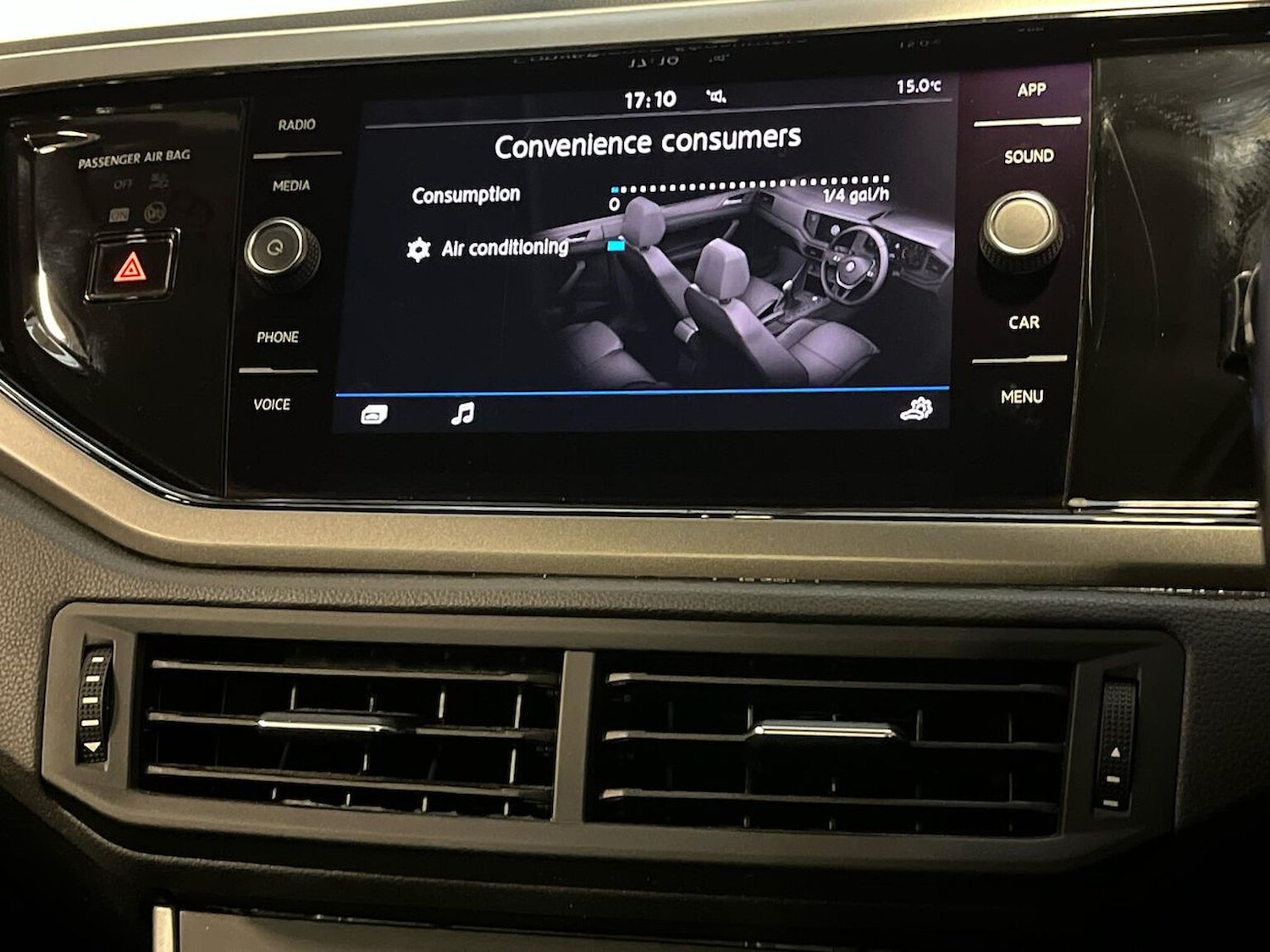 Used Volkswagen Polo 2018 for sale - 76455312: Photo 32