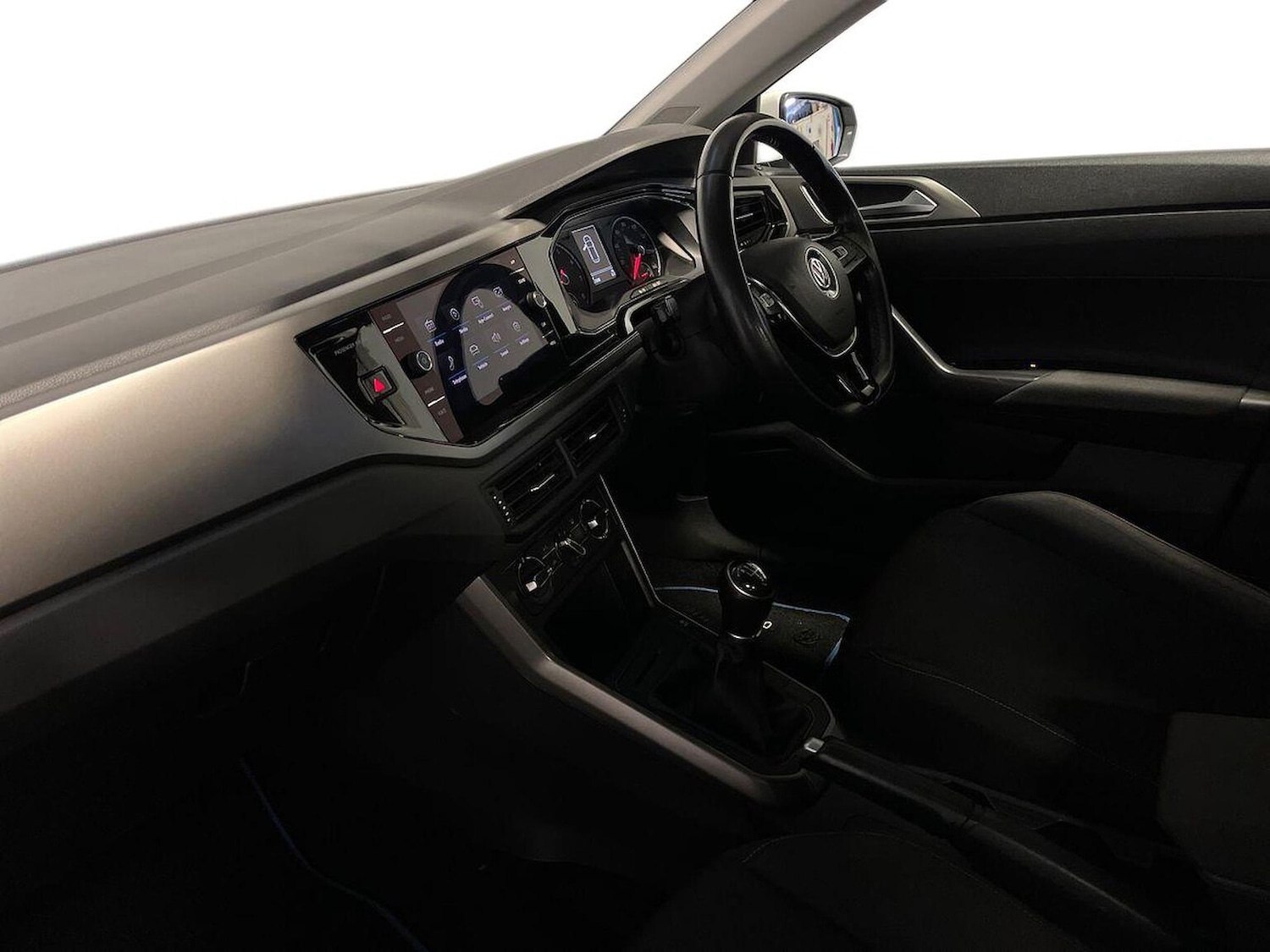 Used Volkswagen Polo 2018 for sale - 76455312: Photo 7