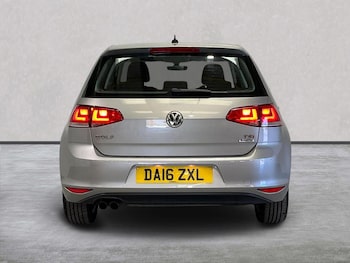 Used Volkswagen Golf 2016 for sale - 78420833: Photo