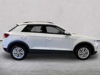 Used Volkswagen T-Roc 2022 for sale - 79069260: Photo