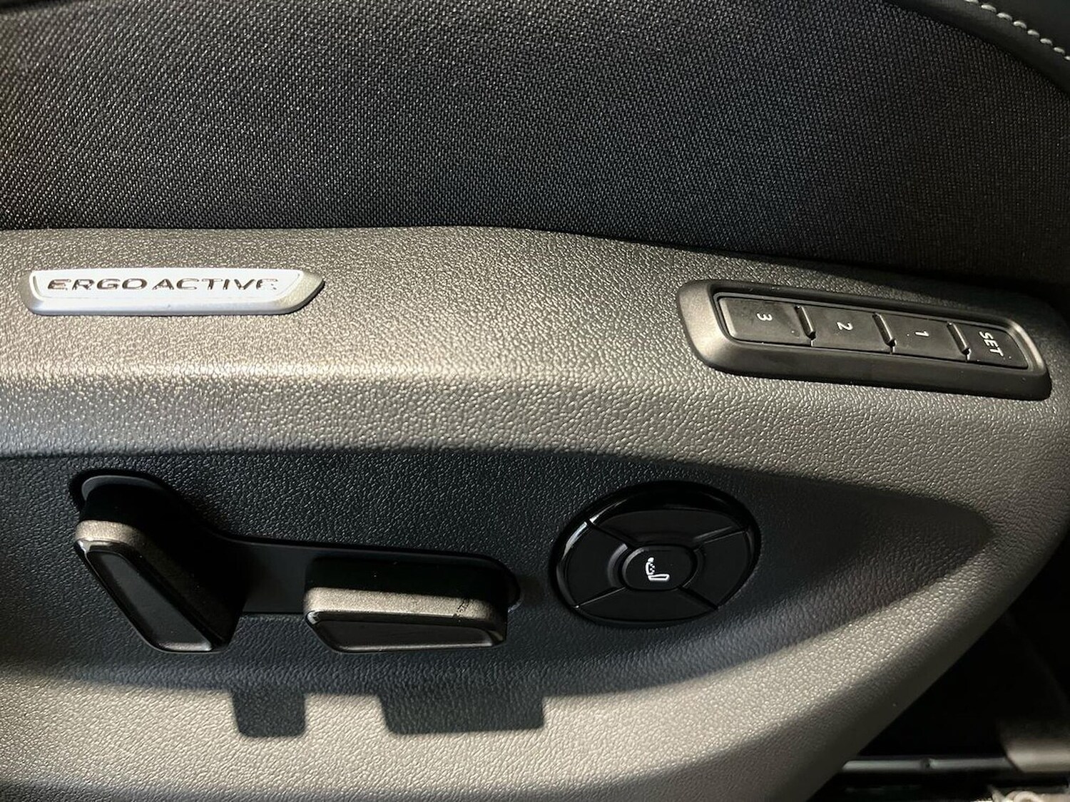 Used Volkswagen Touran 2026 for sale - 77938250: Photo 30