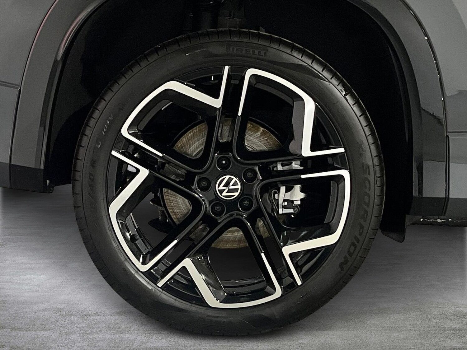 Used Volkswagen Touran 2026 for sale - 77938250: Photo 6