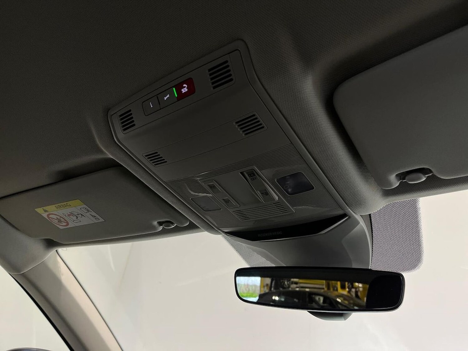 Used Volkswagen T-Roc 2026 for sale - 78195902: Photo 14