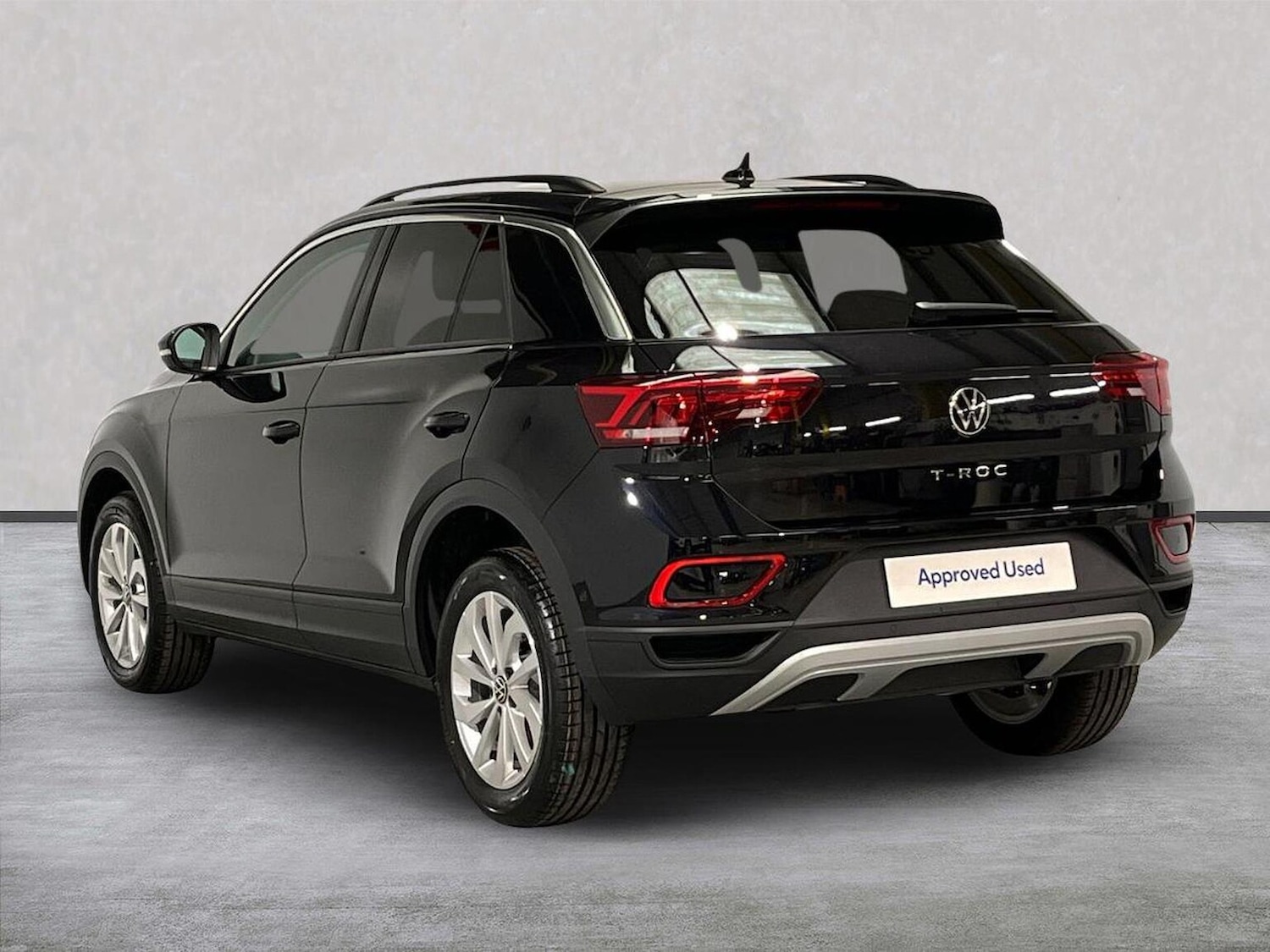 Used Volkswagen T-Roc 2026 for sale - 78195902: Photo 2