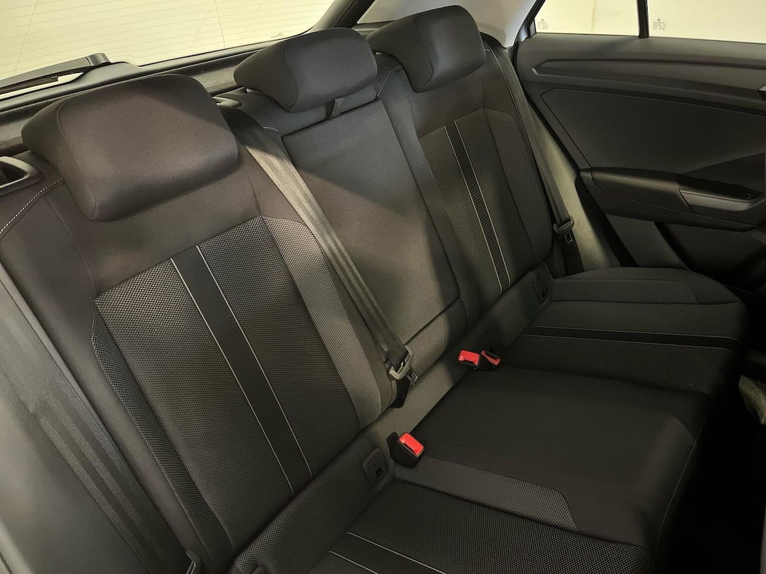 Used Volkswagen T-Roc 2025 for sale - 76504986: Photo 16