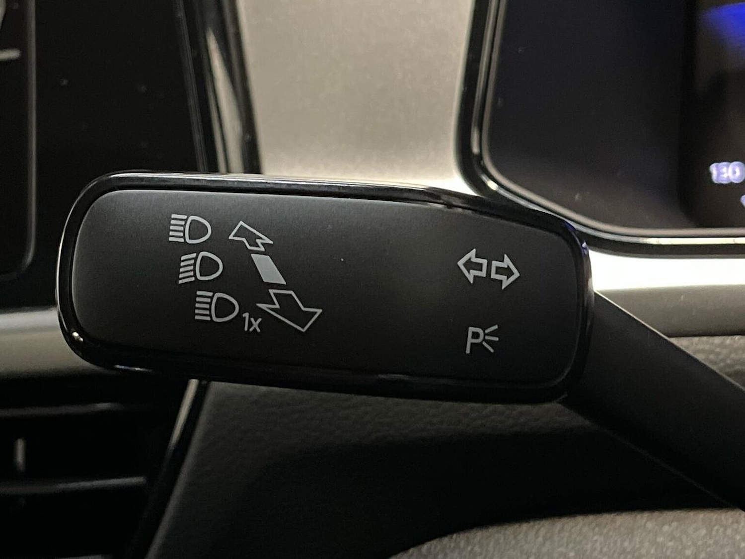 Used Volkswagen T-Roc 2025 for sale - 76504986: Photo 29