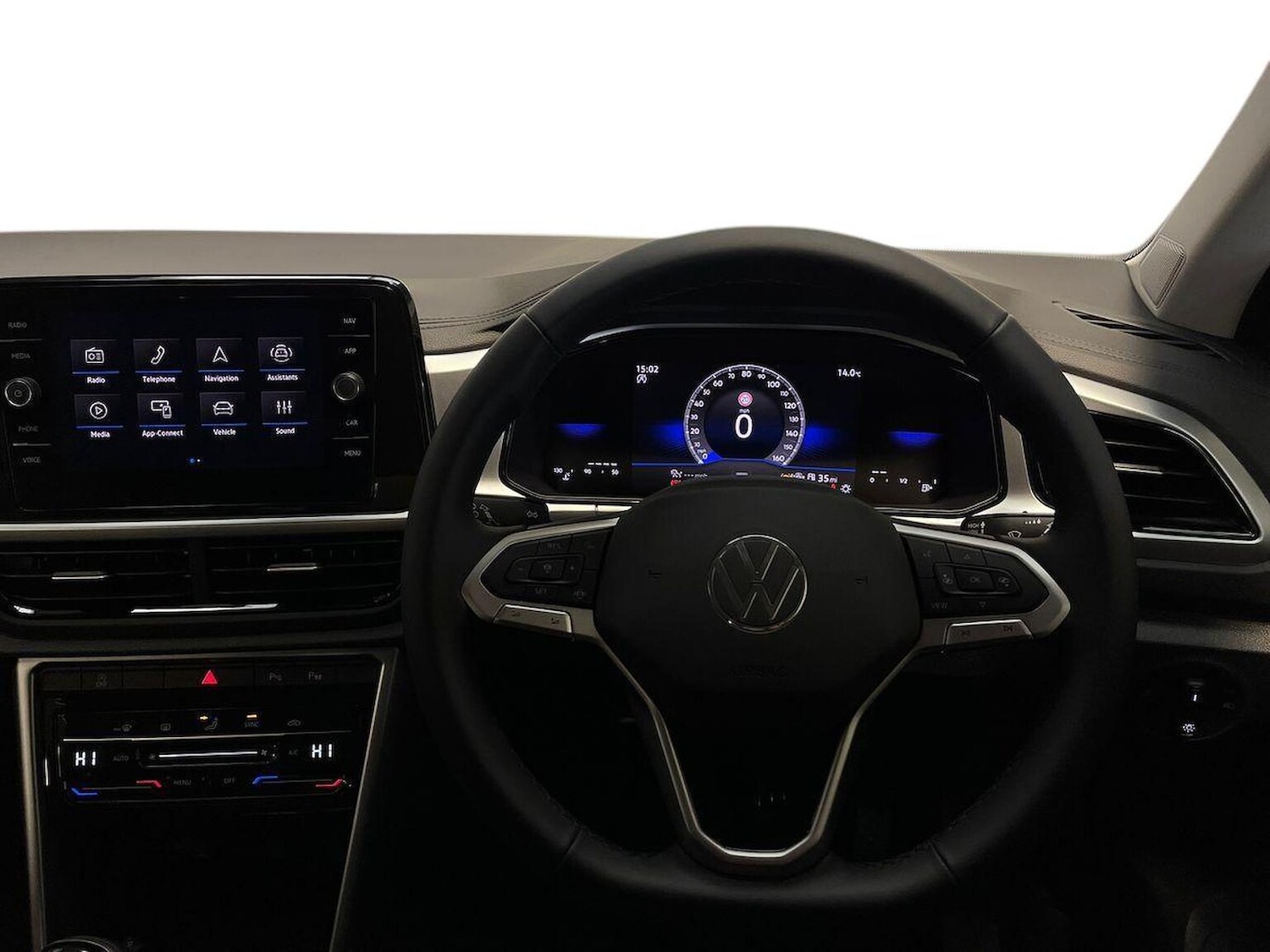 Used Volkswagen T-Roc 2025 for sale - 76504986: Photo 9