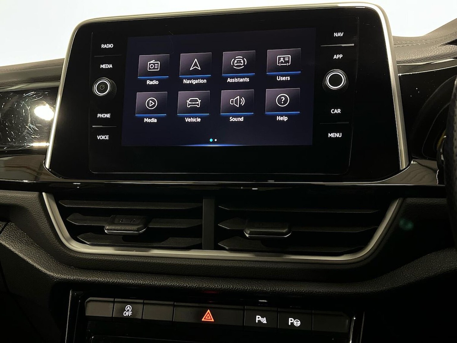 Used Volkswagen T-Roc 2022 for sale - 77715396: Photo 11