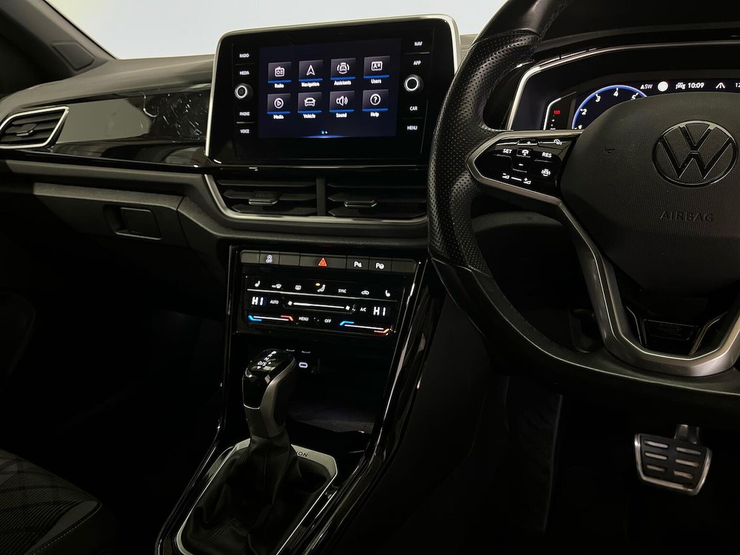 Used Volkswagen T-Roc 2022 for sale - 77715396: Photo 13