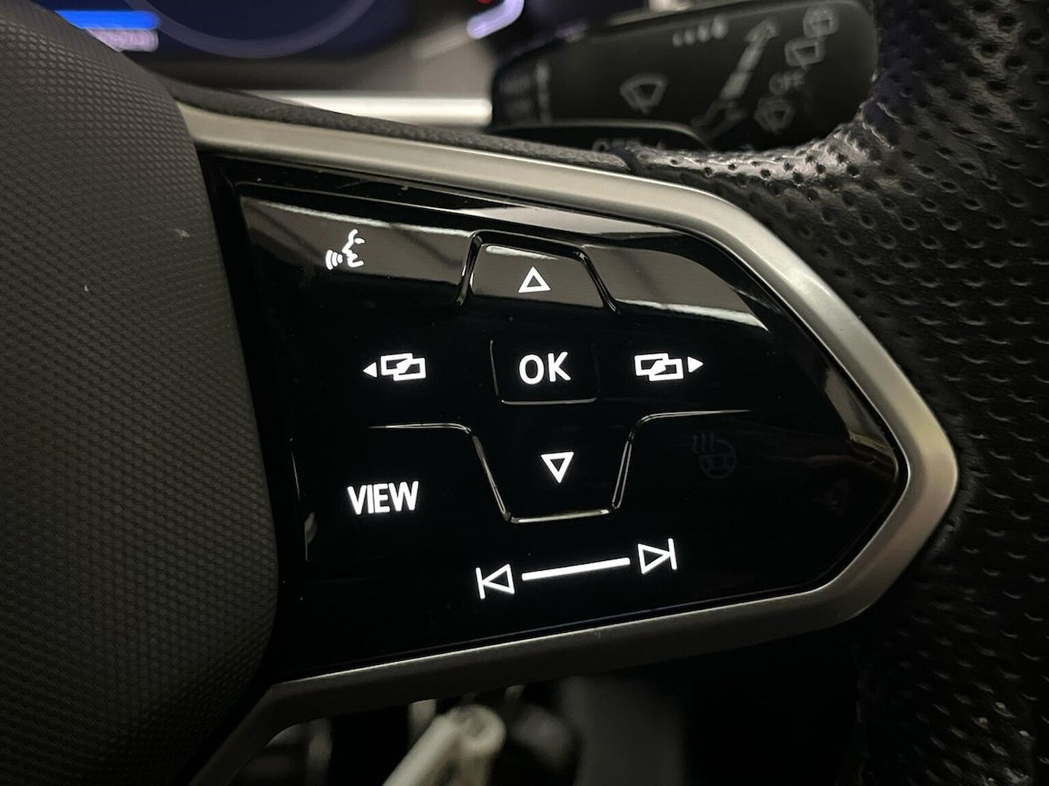 Used Volkswagen T-Roc 2022 for sale - 77715396: Photo 26