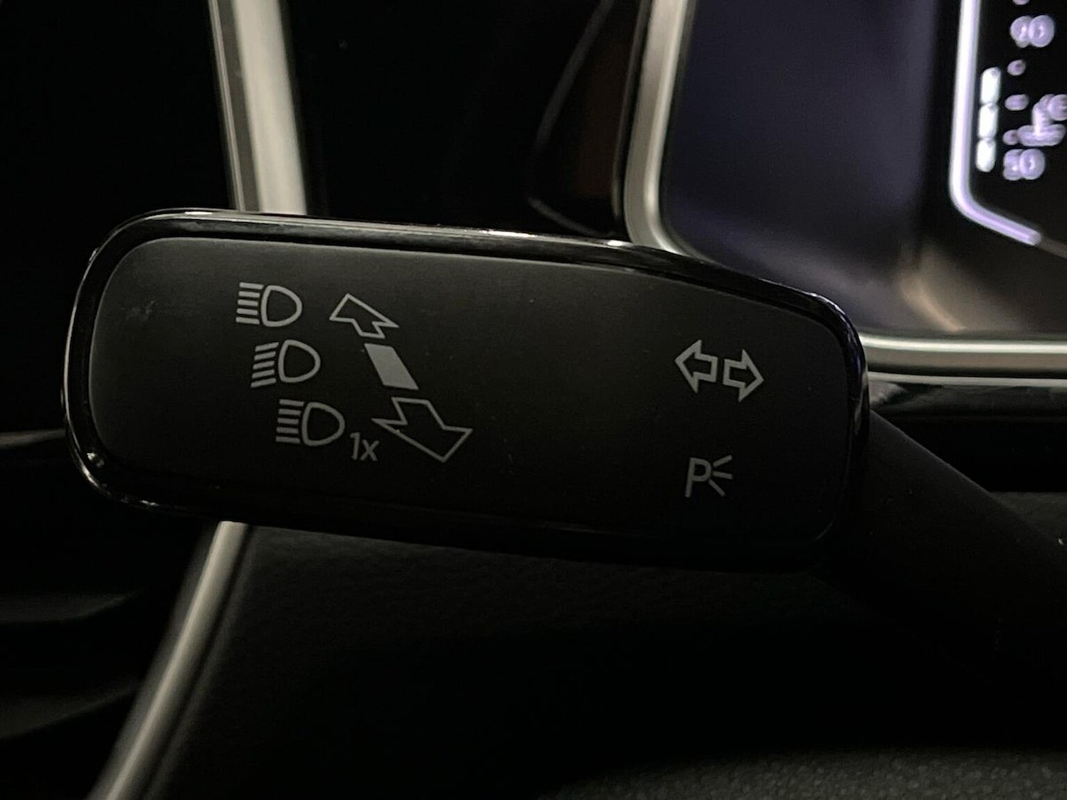 Used Volkswagen T-Roc 2022 for sale - 77715396: Photo 29